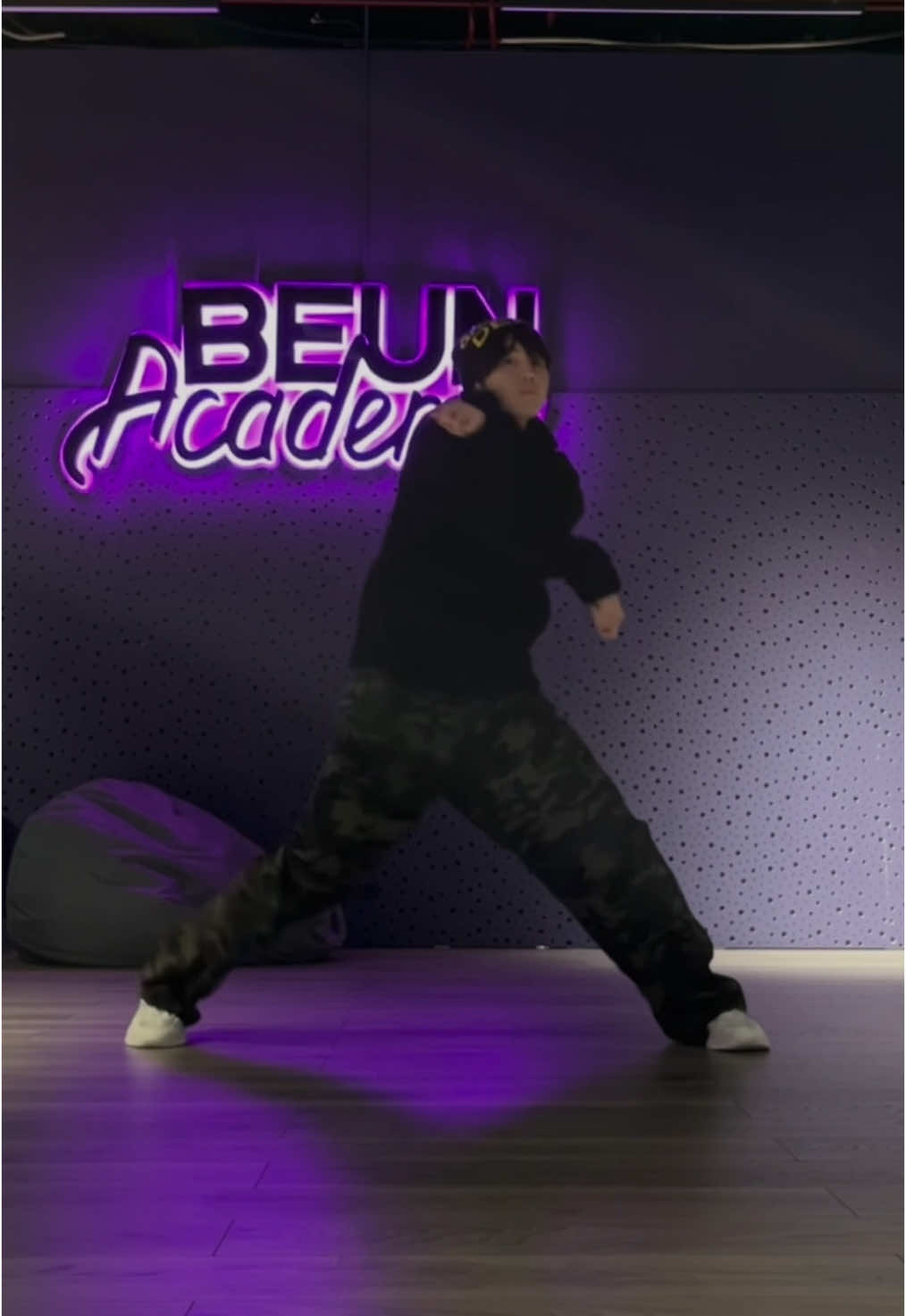 dc: me #dance #elbruso #fyp #choreo 