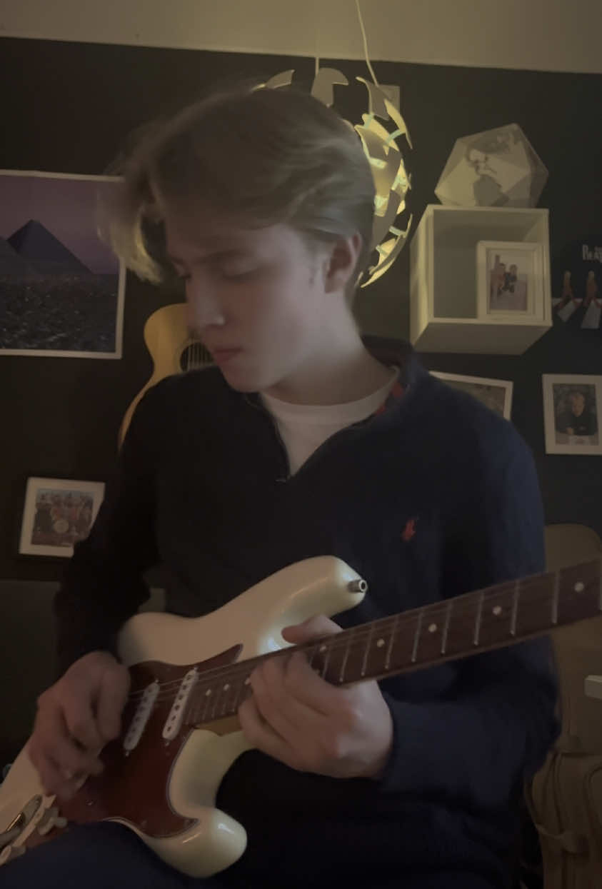 505 Arctic monkeyssss #guitartok #fender #guitarist #imgoingbackto505 #arcticmonkeys #guitarsolo #kristianhandeland 