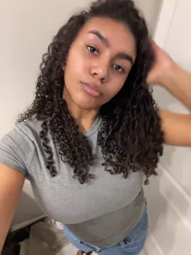 #fypシ゚viral #fyp #curlscheck #curlygirl #curlyhairtiktok 