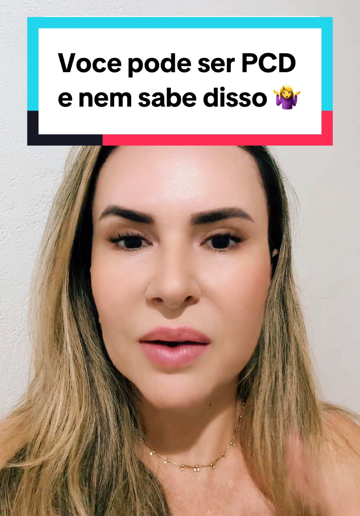 A aposentadoria para pessoa com deficiência (PCD) pode ser concedida a quem tem doenças que causem limitações físicas, mentais, intelectuais, sensoriais ou múltiplas.  Algumas doenças que podem dar direito à aposentadoria para PCD são:  Tuberculose ativa, Hanseníase, Alienação mental, Esclerose múltipla, Neoplasia maligna, Cegueira, Cardiopatia grave, Doença de Parkinson, Paralisia irreversível e incapacitante, Espondiloartrose anquilosante. A aposentadoria para PCD deve ser solicitada em um processo administrativo no INSS com assessoria de um advogado especialista; Ter deficiência de longo prazo (mais de 2 anos) Ter a idade mínima de 60 anos para os homens e 55 anos para as mulheres;  Ter carência de 180 contribuições;  Ter tempo mínimo de contribuição de 15 anos;  A deficiência sensorial ocorre quando um ou mais dos cinco sentidos (visão, audição, tato, olfato e paladar) não funcionam total ou parcialmente. Me segue para mais dicas como essas.  #inss #pcd #pessoacomdeficiencia #deficiencia #herniadedisco #artrose #advogada #aposentadoria #beneficios #utilidadepublica #noticias #foryoupage #fyp 