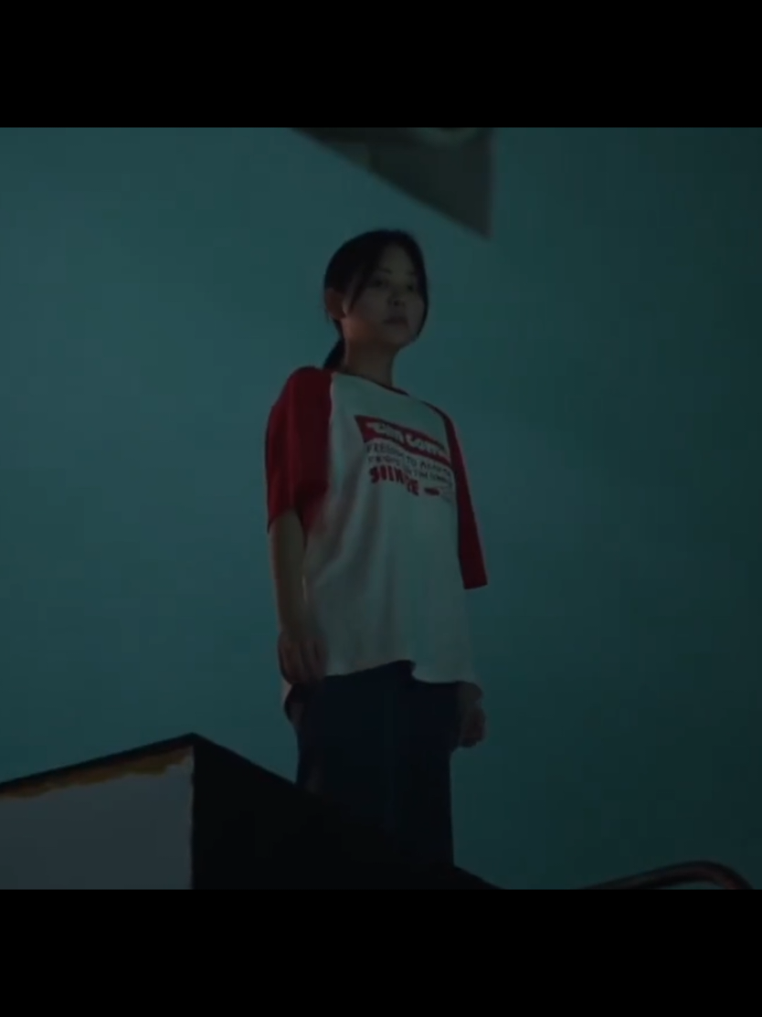Seulgi refuses to give up on Jaeyi—she knows something’s wrong and won’t believe her lies. She’s fighting for her, terrified of seeing her in pain. My ship is still sailing! #FriendlyRivalry #friendlyrivalryep15 