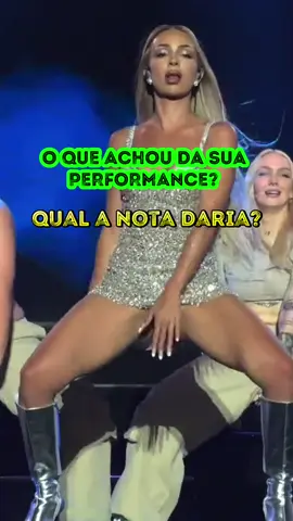Vocês gostaram da performance da cantora? Qual a sua opinião? #rockinrioeuvou #lolapalooza #musica #dancarina #anitta #carnavaltiktok #carnaval2024 #chefaonoticias #paratiii #videoviral #santjordi