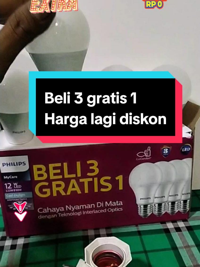 Beli 3 gratis 1 totalnya dapat 4 buah lampu LED 12watt Harganya lagi diskon jadi lebih murah.... #beli3gratis1 #lampu #lampuphilips #philips #lampu12watt #lampuled #paketisi4 