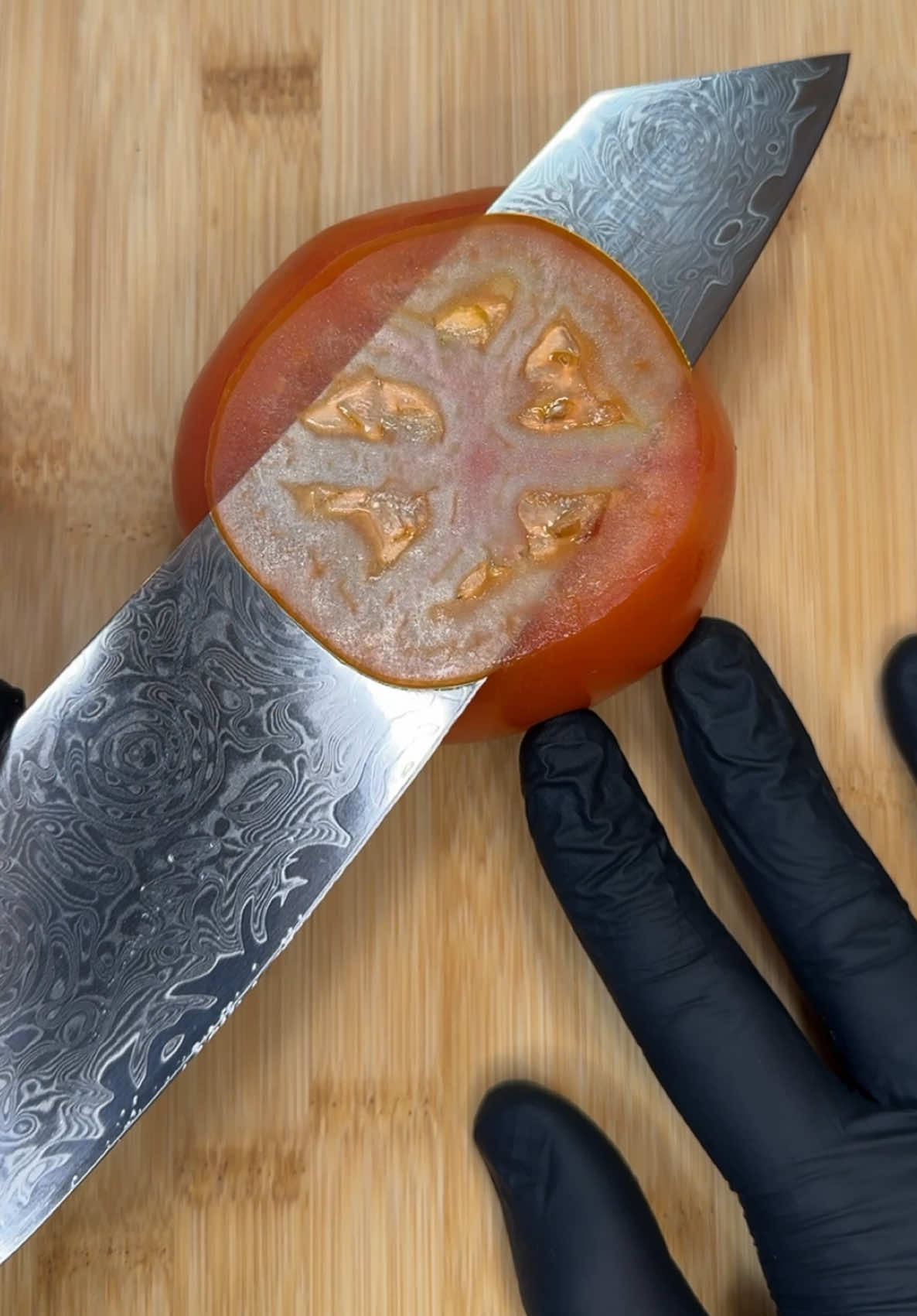 The Sharpest Knife I have ever used | Damascus steel #Japaneseknife #japaneseknives #knife #knives #chefknife #steel #Damascus #steelblade #cooking #fy #easy #chop 