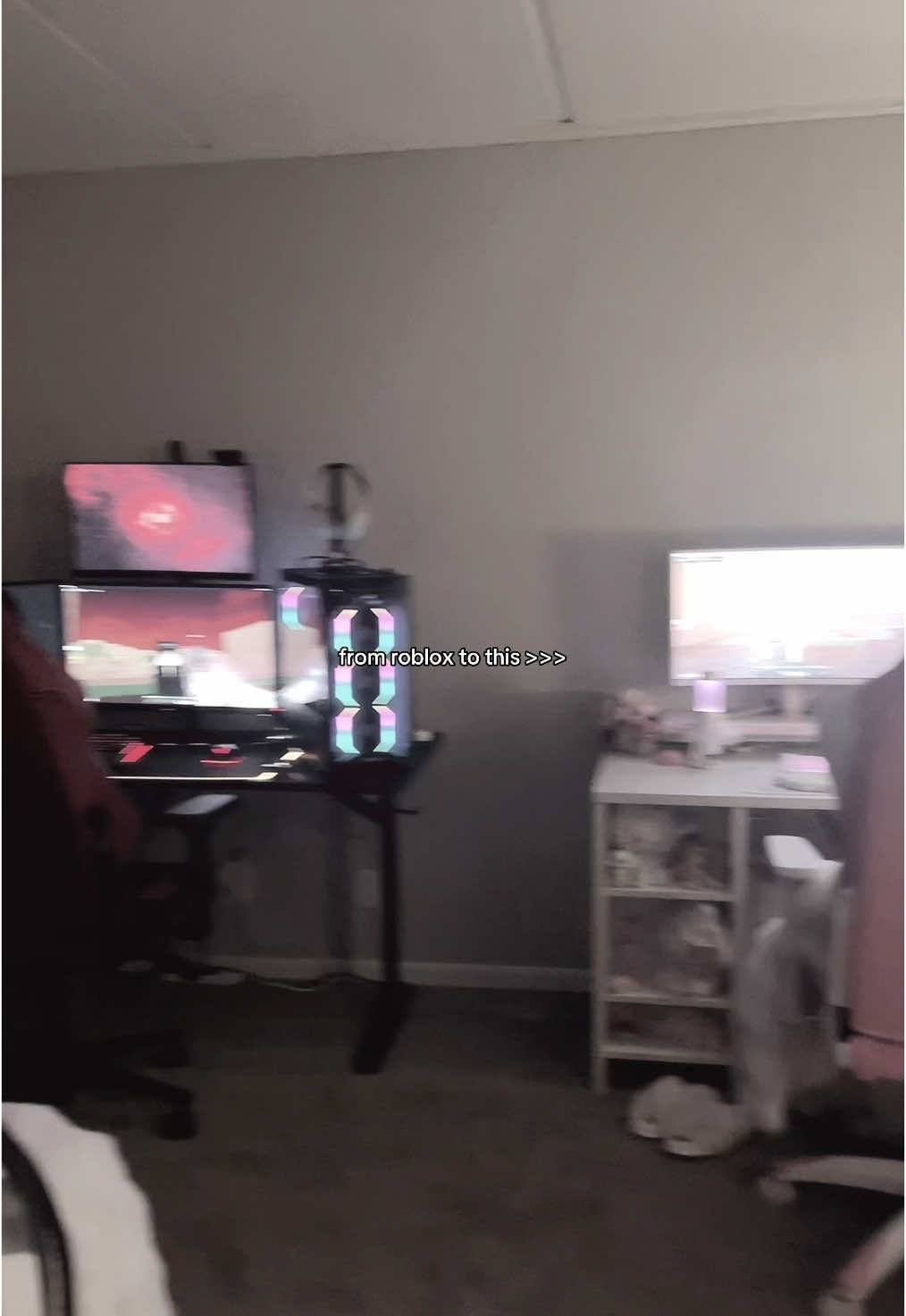 loving the side by side setups rn 🤩 #roblox #robloxian #GamingSetup #gamingsetupinspo #dahood #dahoodroblox #dahoodian #robloxfyp #robloxdahood #robloxheadless #fyp #fypシ #gaming #hisandhers #gf #bf 