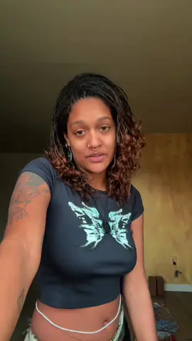 The sirens came RIGHT on time! One piece, Two piece, No peace, Think piece, I AIN'T DOING IT 😂😭