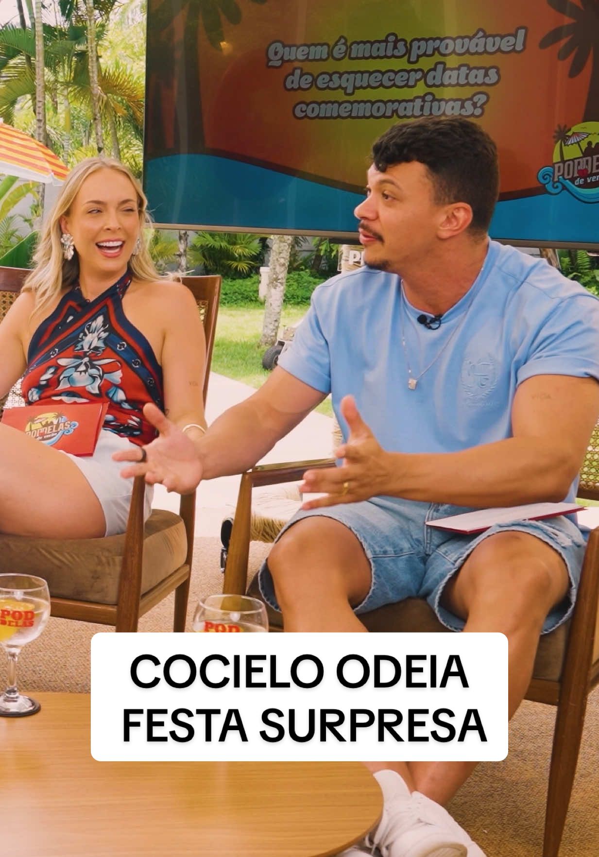 @Júlio Cocielo festas surpresa? Só se for de longe! 🥳🎉 @Tata Estaniecki #PodDelasDeVerão #poddelas #cocielo 