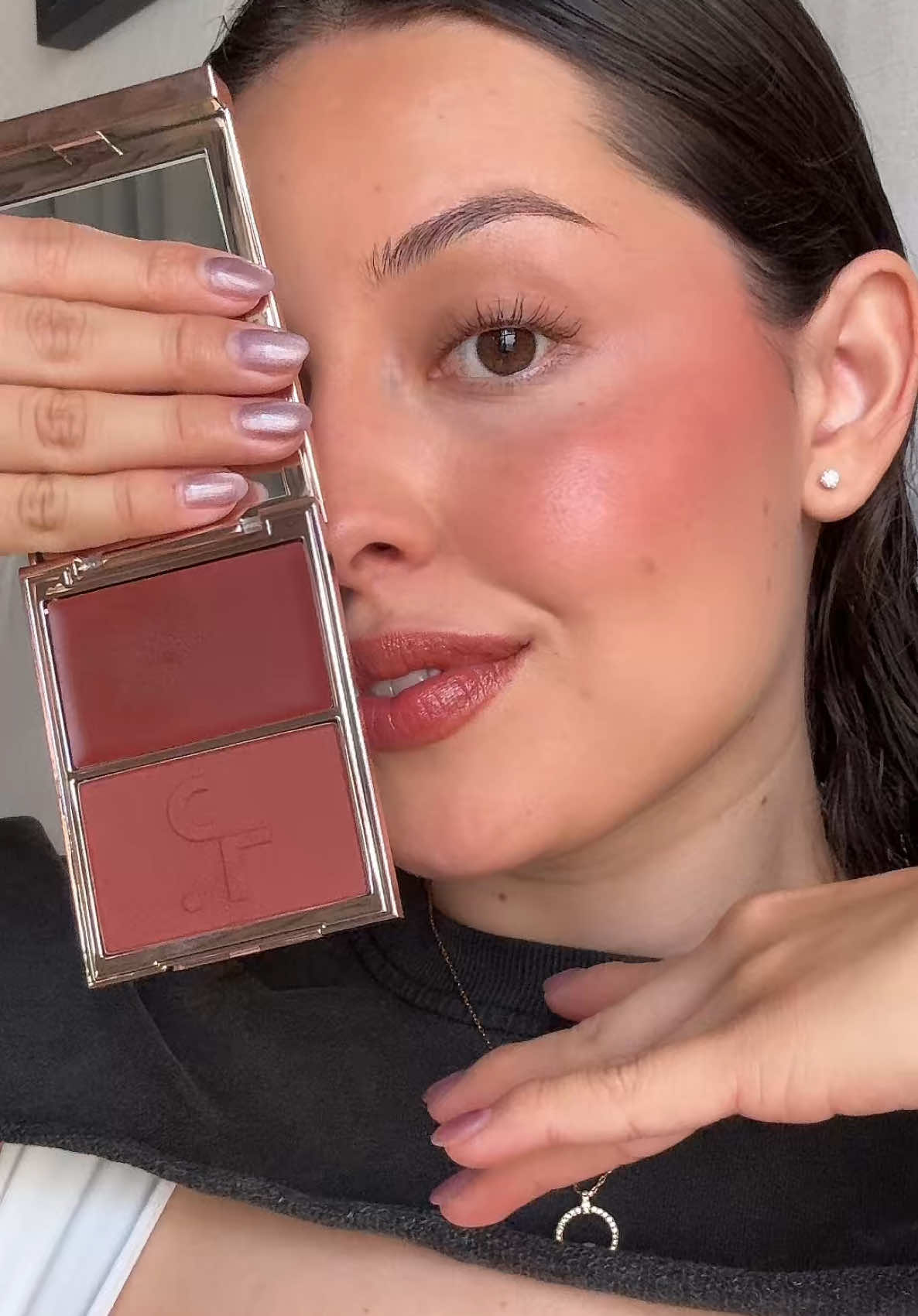 she knows who she is @patrick ta #fyp #parati #blush #patricktabeauty 