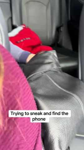 Sneaking the handbag to look for nana’s phone.  . . . . . #millennialsoftiktok #millennialmom #millennialsbelike #kidsoftiktok #phones #momtok #momtoks #preschool #sillykids 