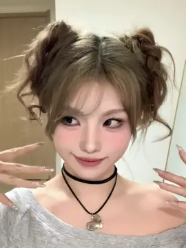 Curly double bun hairstyle tutorial