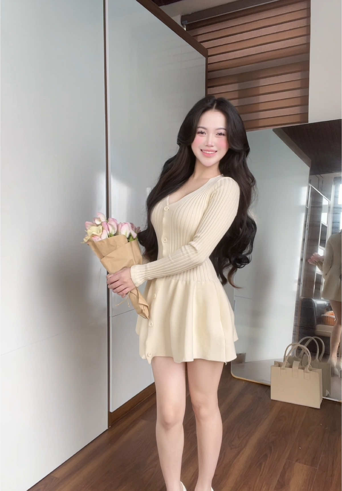 Váy chinhhh  #viral #trending #outfitxinh #vayxinh #vaydichoi #vaybanhbeo 