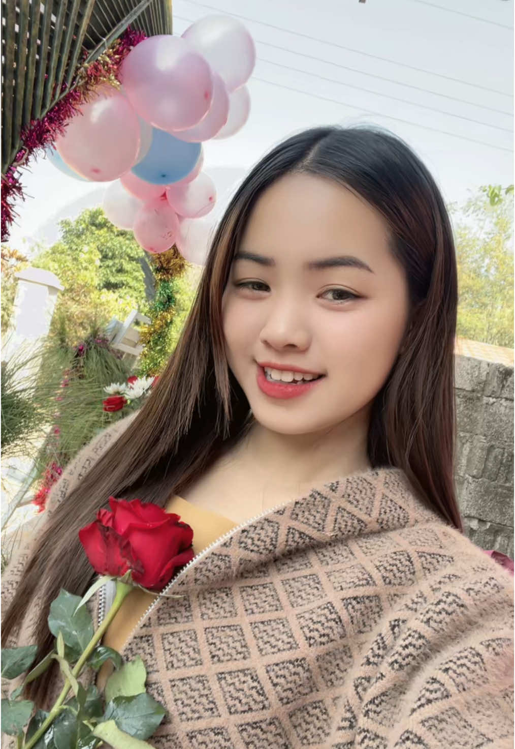 #fyp🙈シ゚viral #လူင်ႇမွၵ်ႇဢွၼ်ႇႁၢင်ႈလီ🌹😝