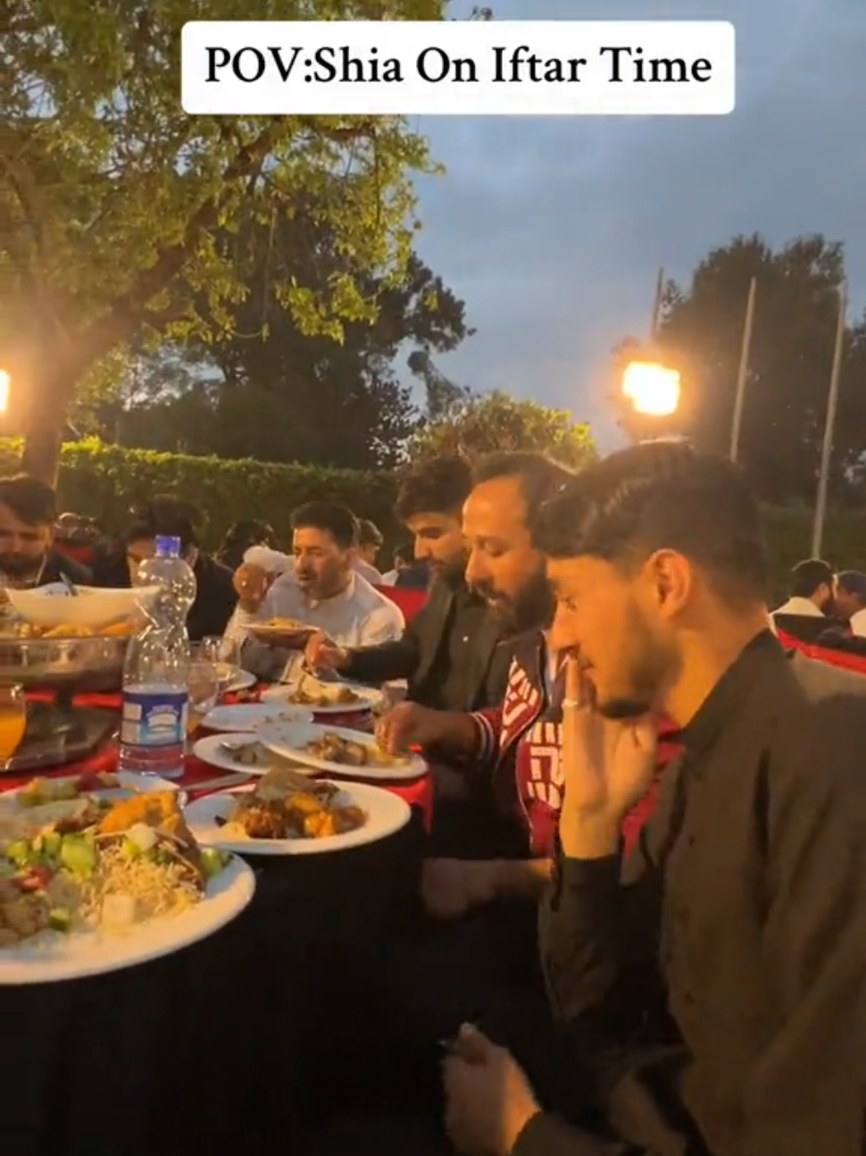 When my Sunni friends are breaking their iftar , le Me  waiting for ten more minutes 😁 #unfrezzmyaccount #viral #tiktok #foryou #trending 