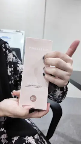 Jom unboxing lotion baru guyss .. Bau yang wangi sangat & kesan 5x ganda lagi wow ‼️ #pinkandbellehq  #pinkandbelle  #pinkandbellebestie  #pinkandbellewhiteningbodycare  #whiteningtreatmentlotionpinkandbelle  #whiteningbodycare 