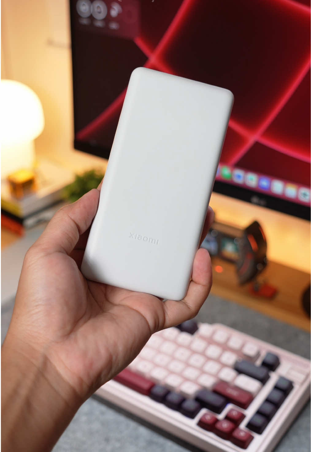 The Xiaomi 10,000mAh 22W Lite Powerbank keeps your devices charged wherever you go. Lightweight, fast and reliable- your perfect travel companion! #powerbank #xiaomipowerbank #budgetpowerbank #fastchargepowerbank #techessentials 
