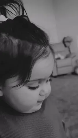 #بدي_حبيب  #طفلة_صغيرة 