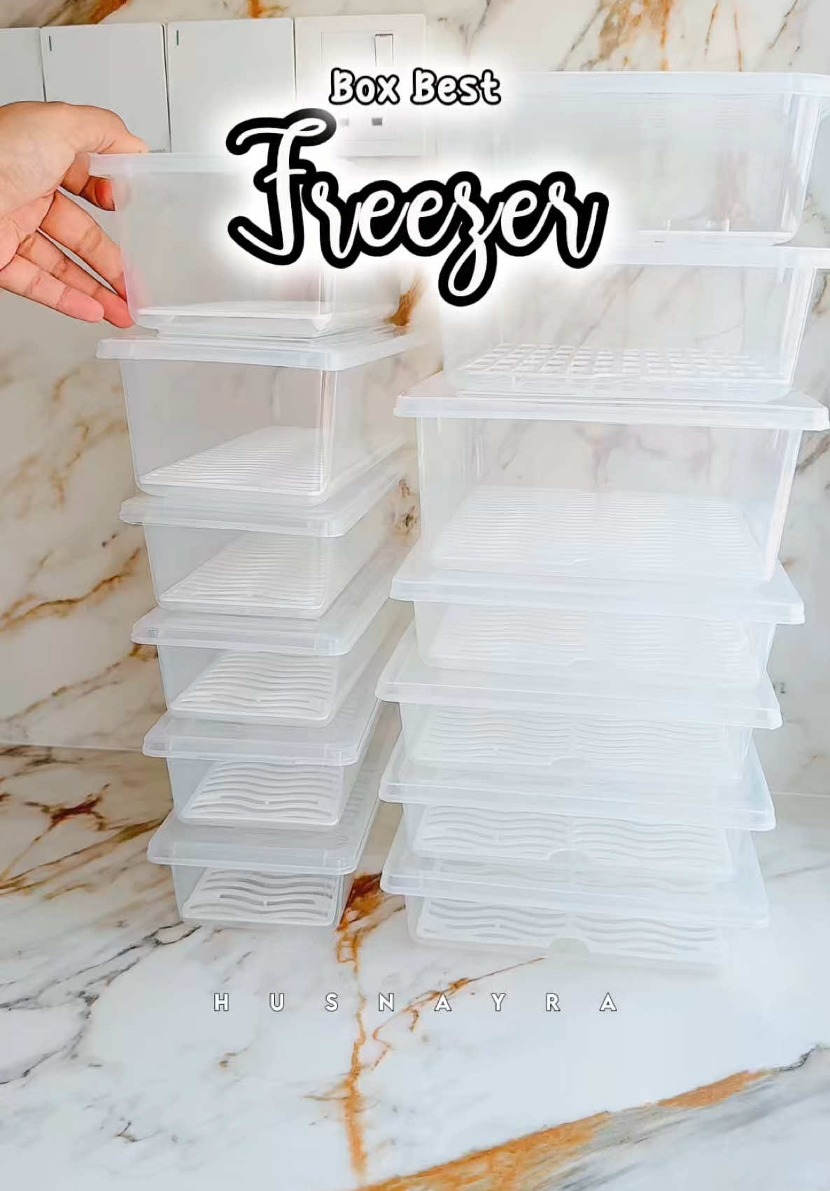 Replying to @Husnayra 🌟 takde dah isu berterabur dlm peti ais😂  senang sayur2 buah n bahan mentah susun dlm ni👍 . #bekasfreezer #bekassusunplastik #storagebox #storagefreezer #container 