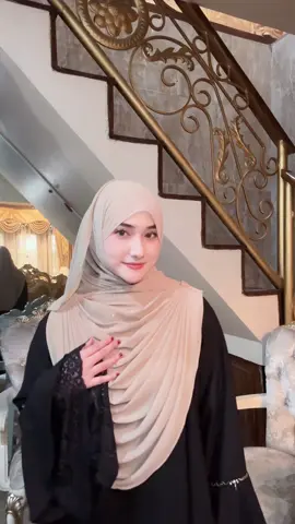 Cocokk bangett buat lebaran nanti, satset ga ribett🥰🫶🏻 @MAN_SHABARA #hijab #hijabinstan #setdrapery #hijabviral 
