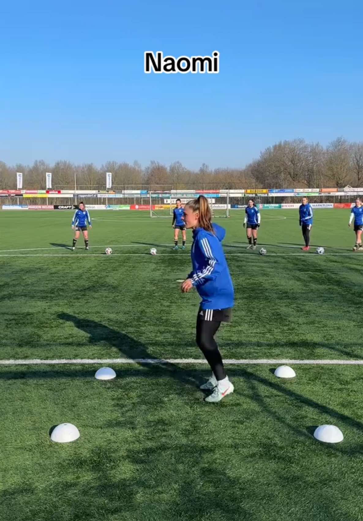 One touch challenge 🙌  #peczwolle #footballtiktok #fyp #zwolle #onetouch 