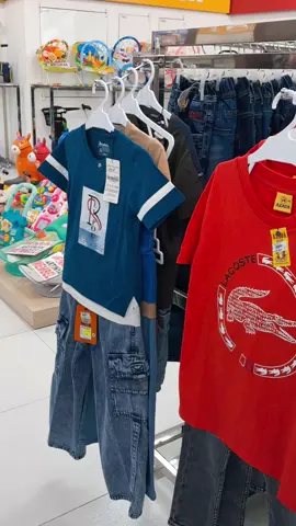 Mentahan video beli baju lebaran buat anak,,  sayang anak sayang anak,,  prank story WA jalan-jalan ke supermarket, mall,, Palapa toserba,,  #mentahanvideo #mentahan #toserba #palapa #shopping #bajulebaran #promolebaran #bajumuslim 