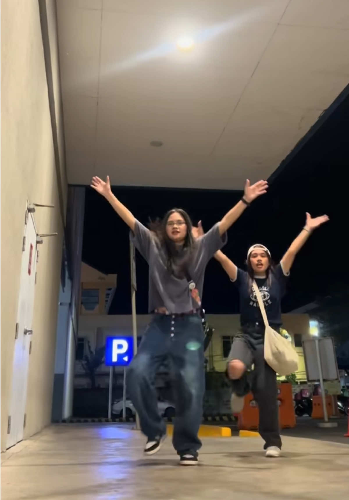 still goes harddd DC  @ja ⋆˙⟡ 💙 | @Nikol #pauwinako #dancechallenge #trend   