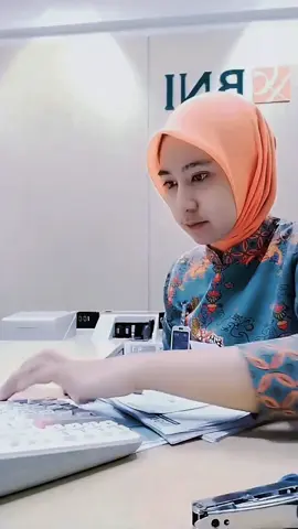 🧡🧡 #CapCut #puasa #kerja #bni #teller #banker #f #bumn #masukberandafyp #fypage 