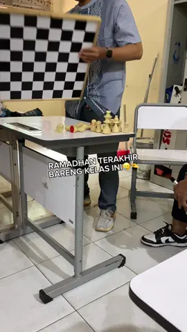 taun depan pasti kangen kelakuan aneh mereka🥹🫶 #ramadhan #bukber #fashionshow #fyp #foryourpage 