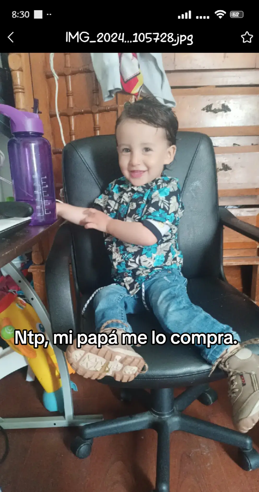 ¿Cómo no amarte, si reparaste algo que tú no rompiste? Te hiciste cargo de una responsabilidad que no era tuya, pero aun así nos amas demasiado y haces lo imposible por estar siempre con nosotros, y amas tanto a nuestro bebé. 🥺🥰 Somos muy felices 💙🤍❤️