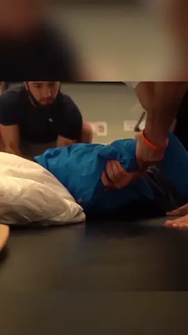 #weightcut#UFC#mma Weight cutting in the UFC is one of the most challenging aspects of a fighter’s preparation. To meet their weight class limit, athletes often drop up to 10% of their body weight within days before the official weigh-in. This is achieved through dehydration, calorie restriction, and intense cardio workouts. Methods vary from saunas and hot baths to wearing special suits that enhance sweating. However, rapid fluid and mineral loss can negatively impact endurance, reaction speed, and cognitive functions on fight day. That’s why many fighters aim to rehydrate as quickly as possible after weigh-ins by consuming electrolytes, carbohydrates, and large amounts of water.