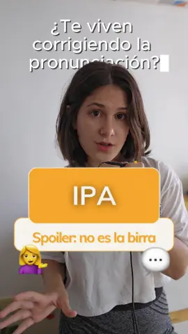 ¿Te preguntaste alguna vez qué son esos símbolos raros que escriben TODAS tus profes de inglés cuando preguntas cómo se pronuncia algo? Hoy te cuento el secreto detrás de esa MAGIA NEGRA 🧙🏻‍♀️🔮 🌟 El IPA o International Phonetic Alphabet es una herramienta fundamental para aprender inglés (y el secreto mejor guardado de l@s profes) 📚✨  🤷🏼‍♀️¿Cómo te puede ayudar a mejorar tu pronunciación, simple mortal? 😣😬 1️⃣ Pronunciación precisa: El IPA te ayuda a pronunciar las palabras correctamente desde el principio. Ya no más confusiones ni malos entendidos 🗣️👍. 2️⃣ Con el IPA, podés identificar y diferenciar sonidos que no existen en español 👂🔍. Esto es clave para mejorar tu comprensión auditiva (y dejar de decir shob!!!) 3️⃣ Al conocer la pronunciación correcta, vas a sentirte más seguro/a al hablar inglés, y eso se nota 💬💪. ¡Tu fluidez va a mejorar un montón! No te pierdas la oportunidad de mejorar tu inglés con esta herramienta increíble. ¡Vamos a practicar juntos! ¿Nos vemos en clase? 🎉✍️ #AprenderInglés #IPA #Pronunciación #EnglishTips #EnglishLearning