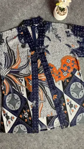 cakep bgt batiknya #fyp #batikwanita #batikkekinian #batikkerja #batikmodern #batikmurah #atasanbatik 