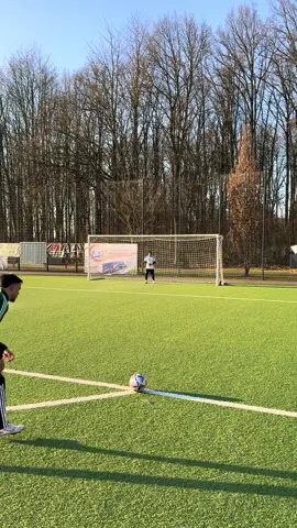 1 or 2 🤔❓#fyp #fy #fyy #viral #viral_video #football #goalkeeper #save #Lifestyle 