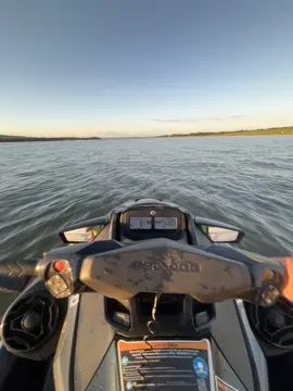 Por do Sol em riviera #jetski #rivieradesantacristinaxiii #fyp #foryoupage #videoviral 
