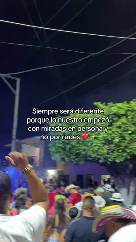 🤐 #paratiiiiiiiiiiiiiiiiiiiiiiiiiiiiiii #viralditiktok #fyp #foryoupage #greenscreen #barranquilla #carnaval #elcrucedemiradas❤️‍ #elmotel #mc #miradas #diferente 