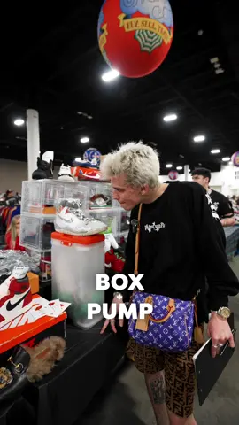 Would you buy these 1989 Air Pressures?                                                     #nike #nikeairpressure #nikeairpressueretro #nikepump #rarenike #oldnikes #sneakercon