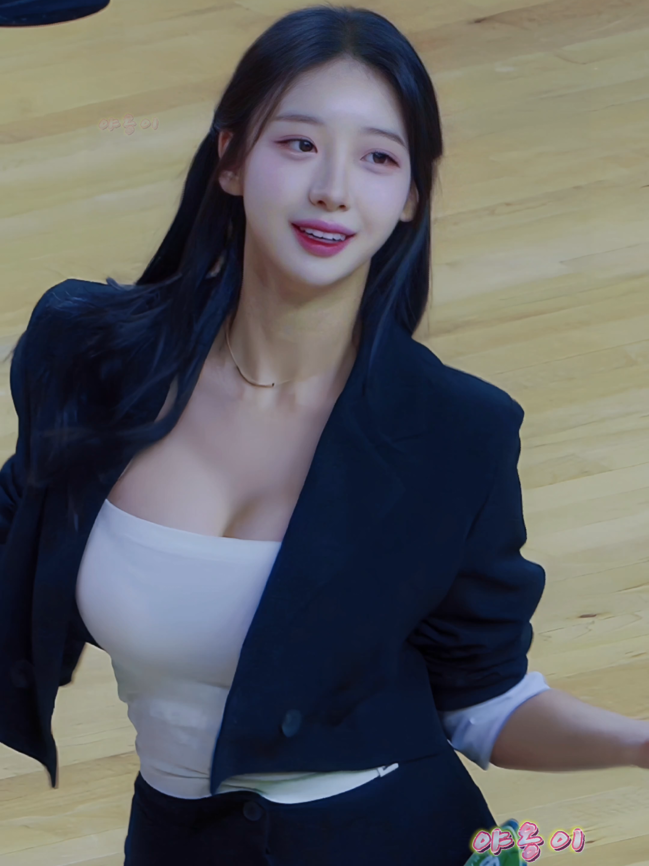 맥심의 그녀✨️ 치어리더 우수한~ Woo Suhan 禹洙漢 직캠 fancam 한화 이글스 정관장 레드스파크스 #우수한 #우수한치어리더 #한화이글스 #한화 #치어리더 #몸매 #글램룩 #pretty #beautifull 