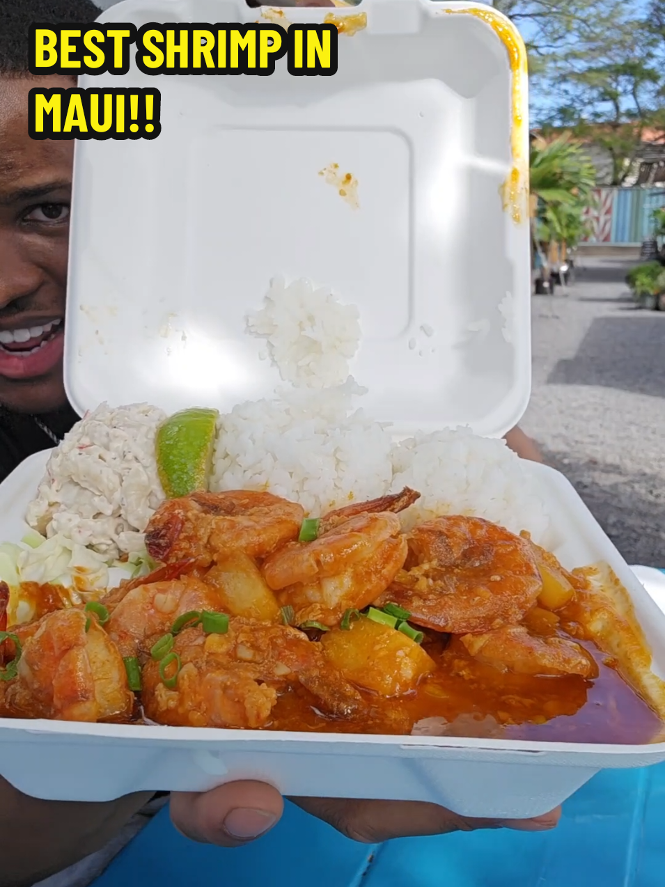 The shrimp was bussin #foodreview #foodcritic #bestrestaurants #hawaiitiktok #hawaiifood #shrimp #fyp 