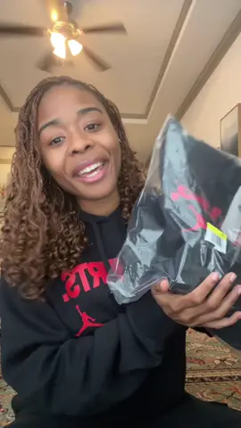 Winner annouced on next Wednesday .. Jalen hurts Jordan brand love , Hurts hoodie giveaway 🔥 #symonewiththesports #jalenhurts #giveaway #lovehurts 