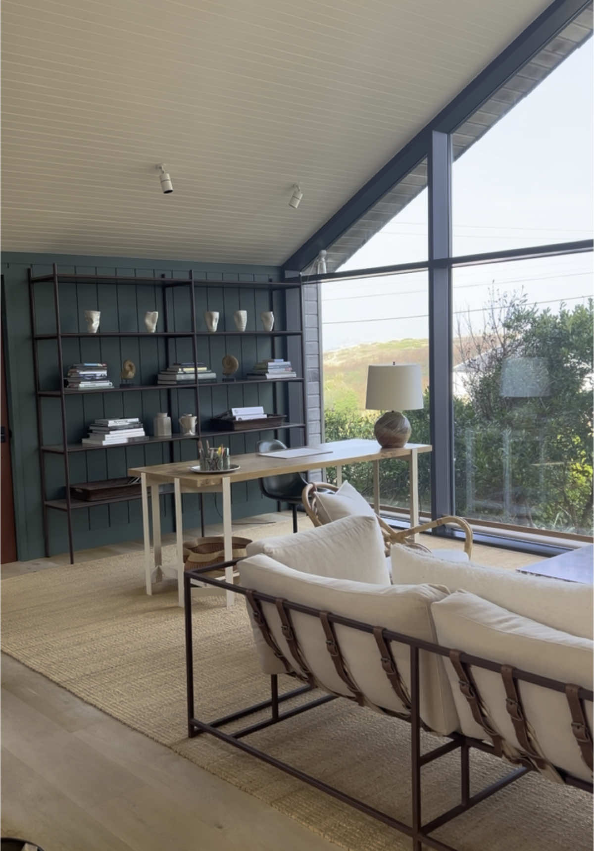 Penrich. 3 bedrooms, 3 bathrooms, beautiful mature gardens and open plan living spaces. Steeped in character and charm and just a 4 minute walk from Constantine Bay beach. Book now on our website 🌞 #shorestays #shorestayscornwall #cornwall #holidayhome #mansion #airbnb #visitcornwall #travel #uktravel #seaview #views #beachhouse #holidaycottage #holiday #constantinebay #interiordesign 