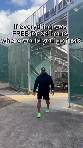 FOR FREEEEE?????!!!! #fyp #media #questionoftheday #trending #hawaii #sports #football #spring 