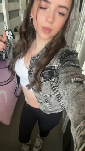 #hmu #xyz #trendingsong #single #slideshow #notts #viral #oneliners rt@👸🏽 @grãćę🧸’ @layla_bailey0 @brookeangeldee @Sophia @horizon12345@🧞‍♀️ @⃟ @maisy’ @🩶. @angels spam 😂😂 @𝓮𝓿𝓲𝓮 ꨄ 