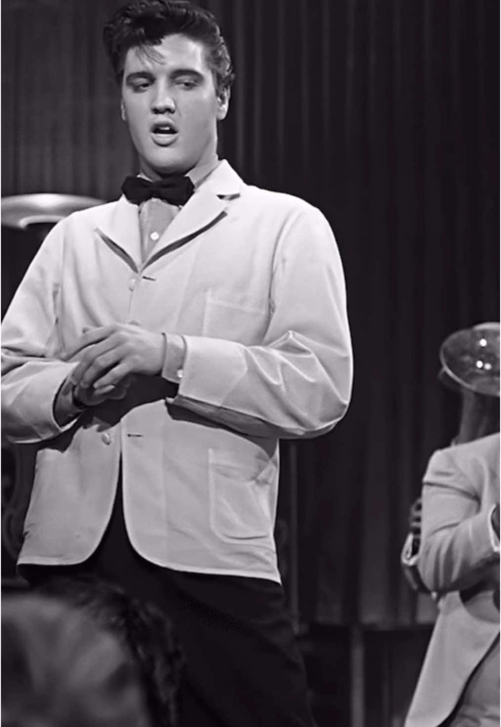 Trouble (1958) #elvis #elvispresley #kingofrockandroll #singer #sing #foryoupagе #foryouu #trouble 