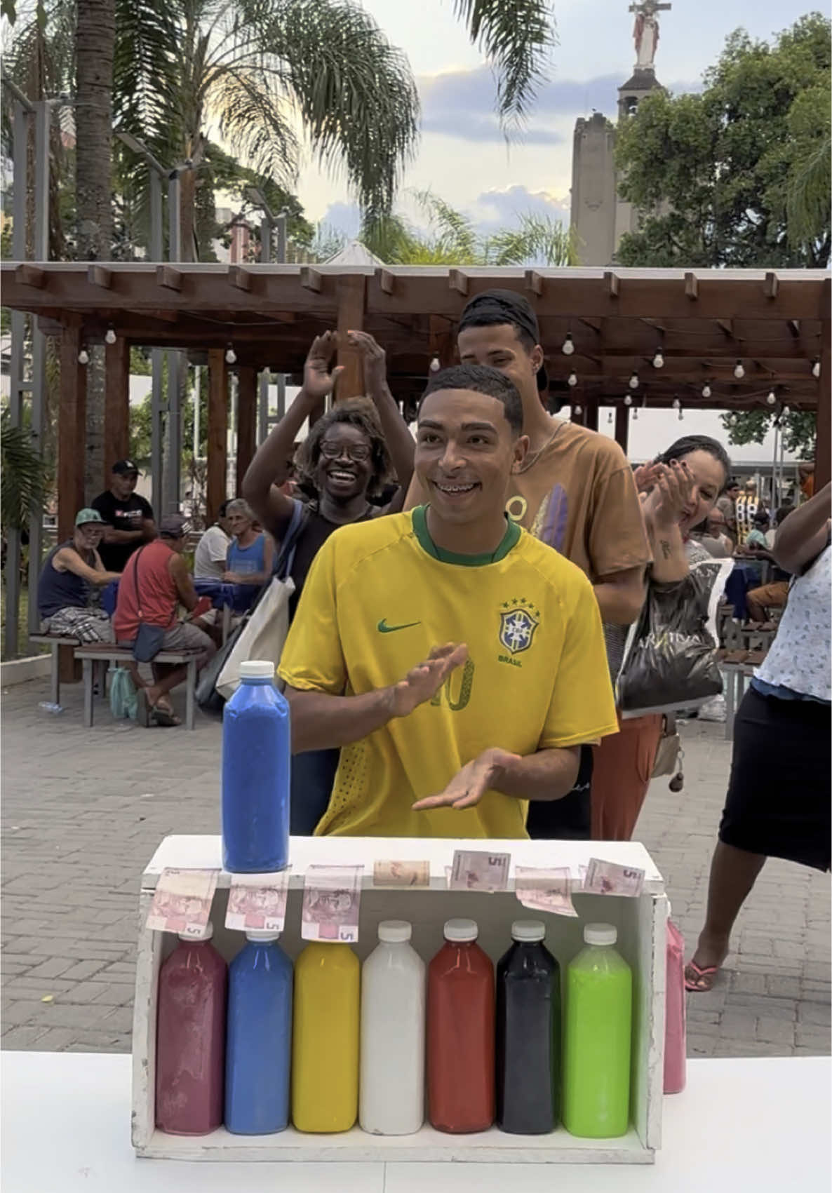 Jogo acerte as cores das garrafas coloridas #desafio #jogo #brincadeira #desafiotiktok #jogodagarrafa #game 