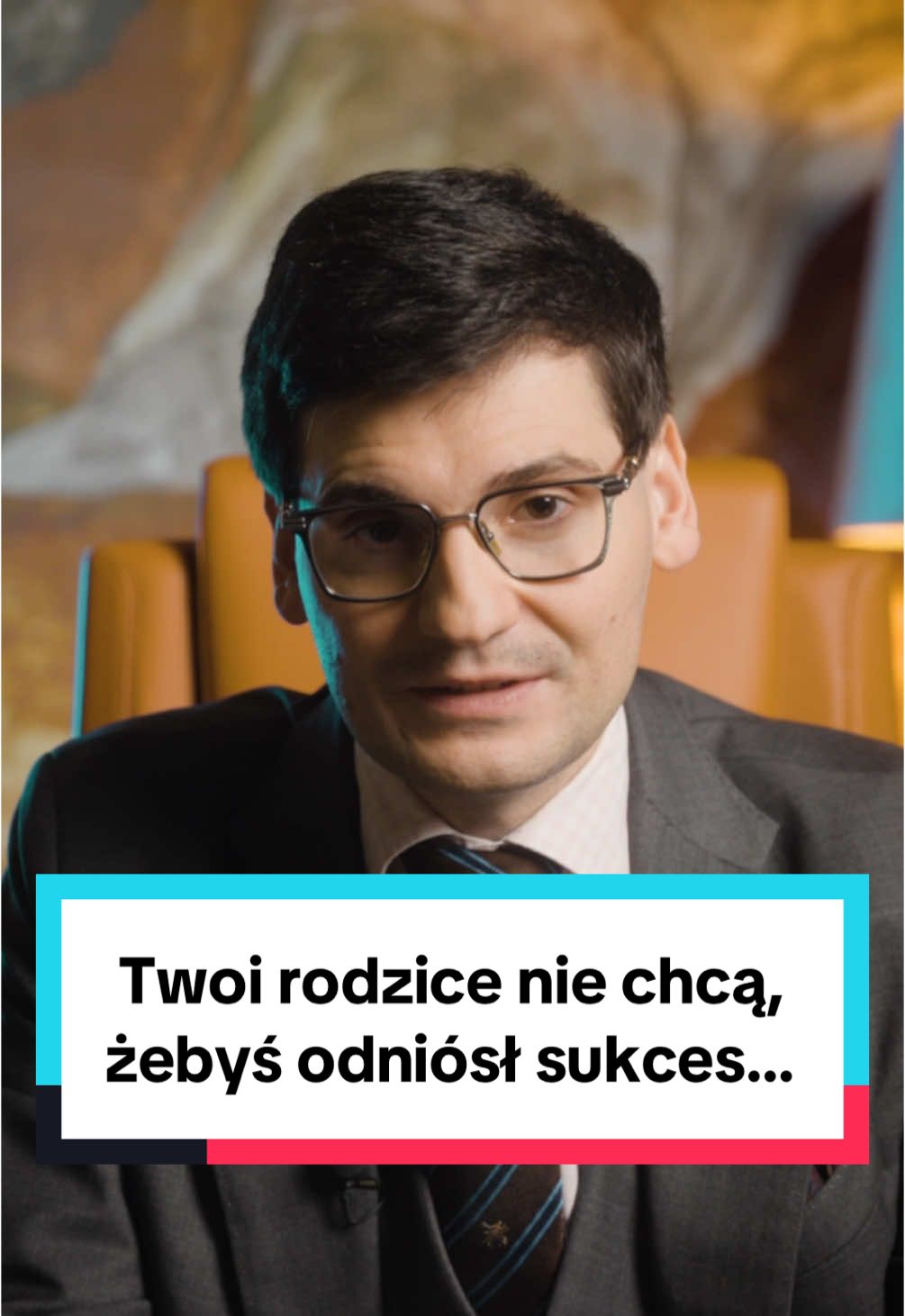 Rodzice chcą Cię chronić, ale sukces wymaga ryzyka, błędów i trudnych lekcji. Czy jesteś gotów wyjść poza strefę komfortu? 🚀🔥 #sukces #rodzice #ryzyko #kamilgancarz #finanse 
