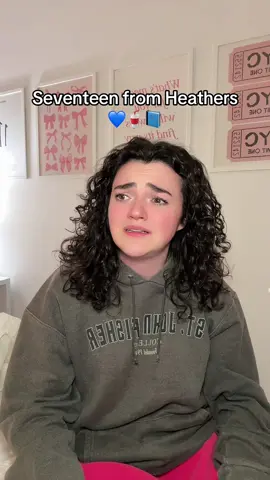 idk why I tried to sing this without warming up but here we are 🥹💙💙💙 #theatreinfluencer #nycinfluencer #musicaltheatre #theatrekid #heathers #heathersthemusical #seventeen #dreamrole #veronicasawyer 