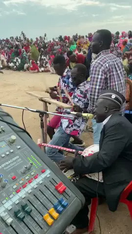 كرنق تراث النوبة مع المبدع الفنان جانوق ابوزيد الجوز ... النوبة شعب وحضارة  #اكسبلورexplore #سودانيز_تيك_توك_مشاهير_السودان #music #sudan 