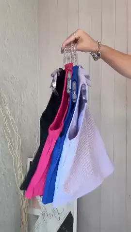 Siga nossa página, que sigo de volta - O KIT 3 Cropped Gola Alta Canelado Sem Manga é a escolha perfeita para o verão, oferecendo conforto e estilo para dias quentes. Feito em tecido canelado, garante um ajuste perfeito ao corpo e liberdade de movimento. Ideal para combinar com saias, shorts ou calças, é uma opção versátil para a praia ou passeios informais. Link: https://s.shopee.com.br/60D7Ggchdo #mulher #homem #poderosa #empoderada #presente #amor #academia #saúde #beleza #romance #amor #paixão #charme #estilo #classe