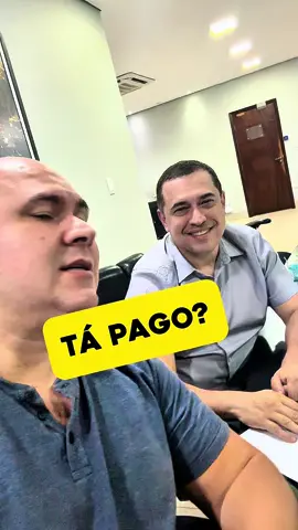 Tá pago o salário! Não fizemos mais que a obrigação, mas é com muito sacrifício que estamos colocando a casa em ordem, cortando despesas supérfluas e pagando todos os direitos em dia. Pagando até quem não gosta da gente 😂 (só esta última parte ou só pra ter comentários falando que é direto 😉)