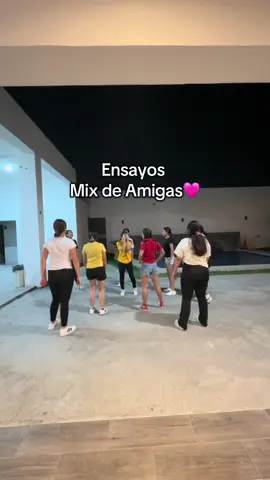 Desde los ensayos damos nuestro 100% ⚡️🫶🏻 #amigas #mgcoreografia #xvaños #mixsorpresadebaile #dance