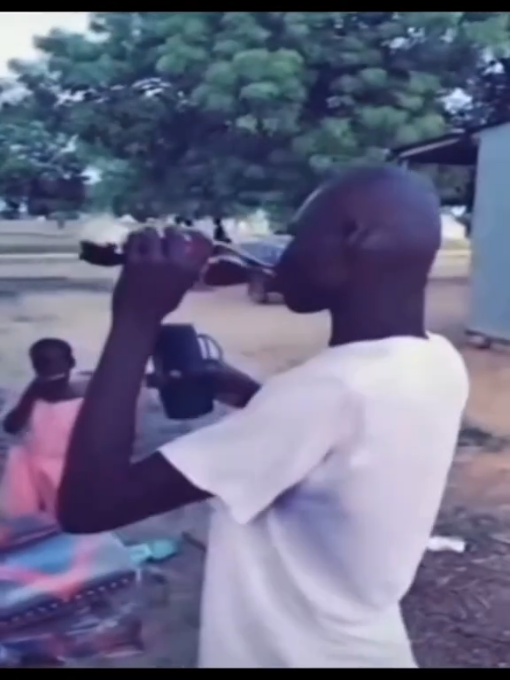 NGOLO KANTÉ SI NO FUERA JUGADOR DE FÚTBOL ... #humor #fyp #funny 